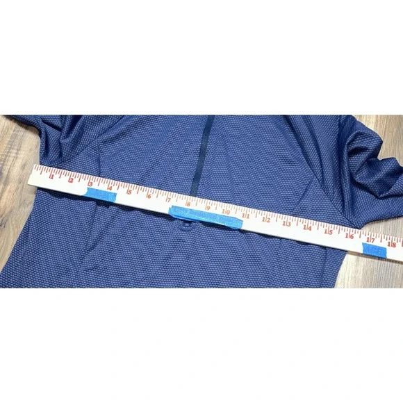 Tommy Bahama Golf‎ Women's Small Quarter Zip Honeycomb Pullover, Pockets, Navy - Picture 7 of 9